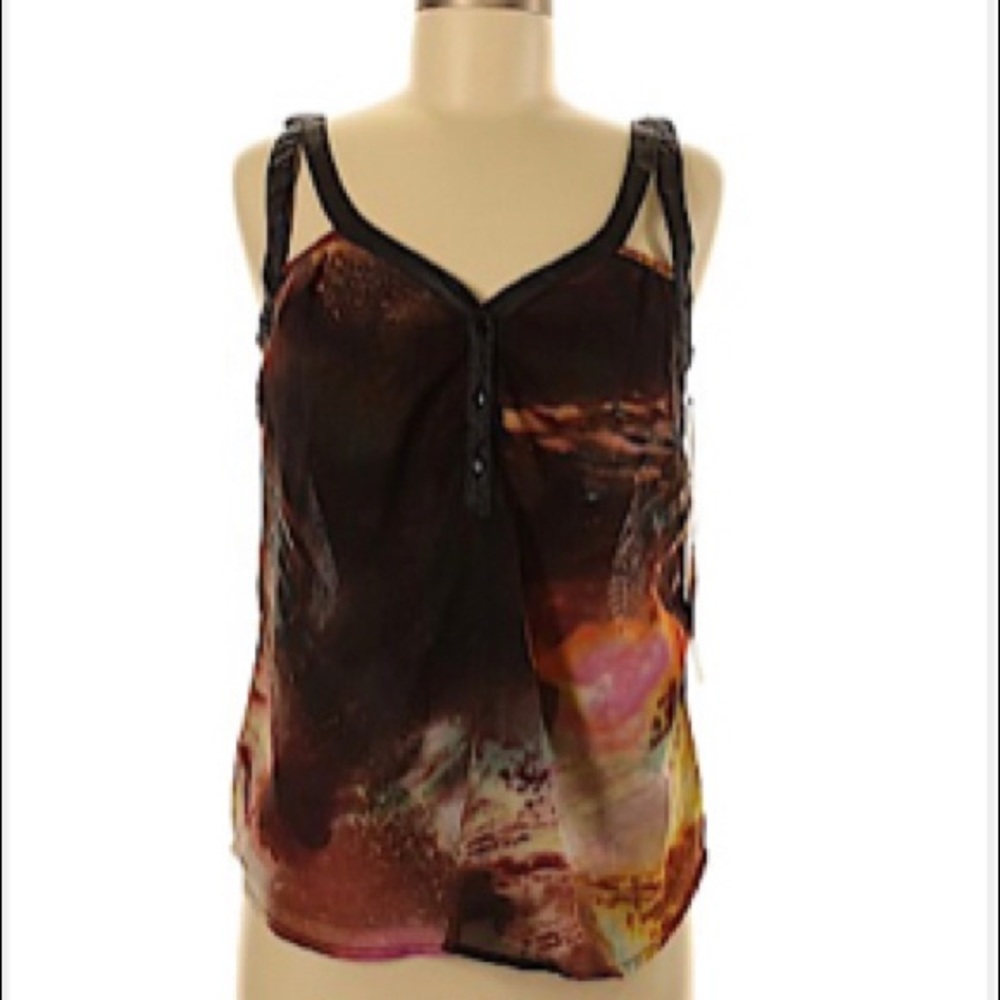Sleeveless Blouse
